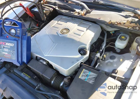 2005 Cadillac Cts Standard z USA, uszkodzony, nr VIN 1G6DP567650230702